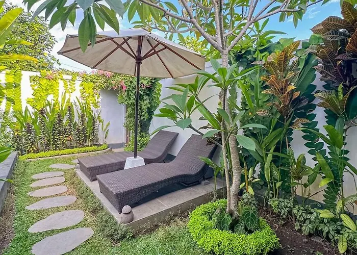Good Karma House Pensión 3*